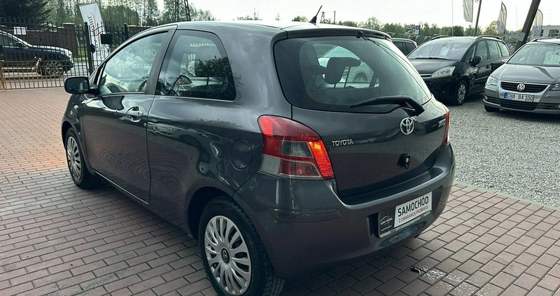 Toyota Yaris cena 14900 przebieg: 231000, rok produkcji 2010 z Łomianki małe 191